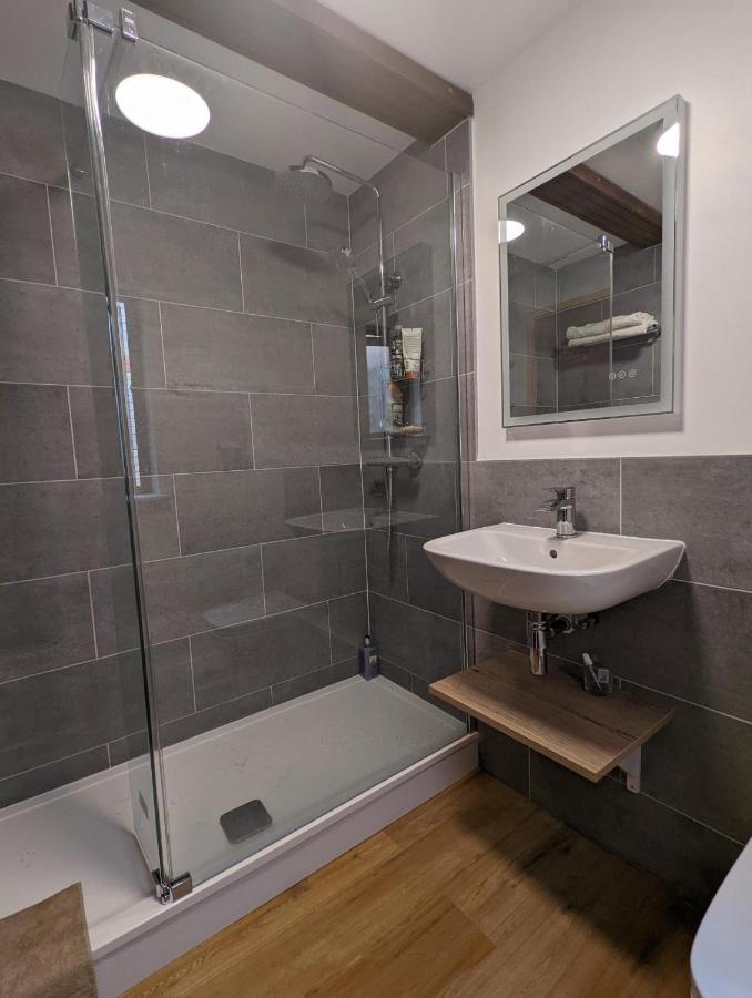 New Bright And Sunny Flat In Centre *